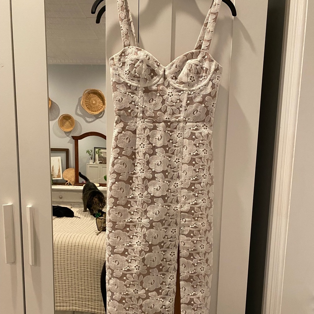 ANTHROPOLOGY - HUTCH SLIM LACE CORSET MIDI DRESS